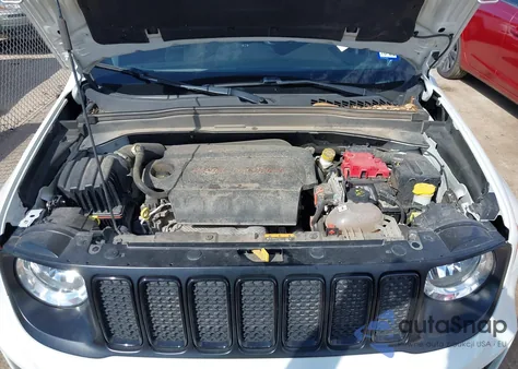 2020 Jeep Renegade Altitude Fwd из США, поврежденный, VIN ZACNJABB5LPL65518